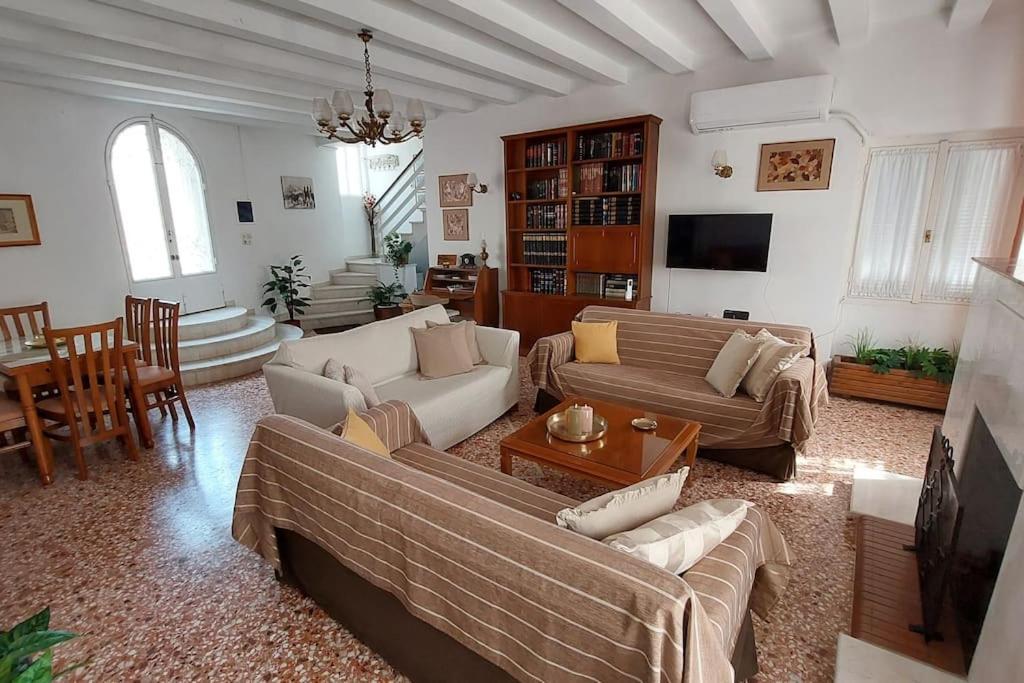Villa Elea Tolón Buitenkant foto